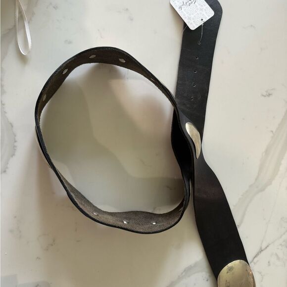 Free People Z & L Europe Yoko Hip Belt  Black Leather with Silver Metal –NEW M/L main image 5